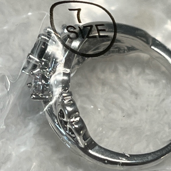 🌸925 Silver and black gemstone ring NEW - Picture 9 of 9